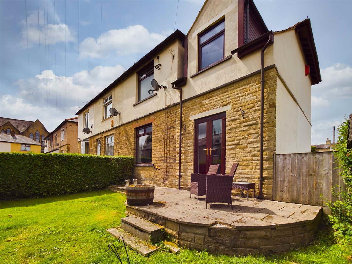 Property details Castle Avenue, Rastrick, Brighouse HD6 WS Residential